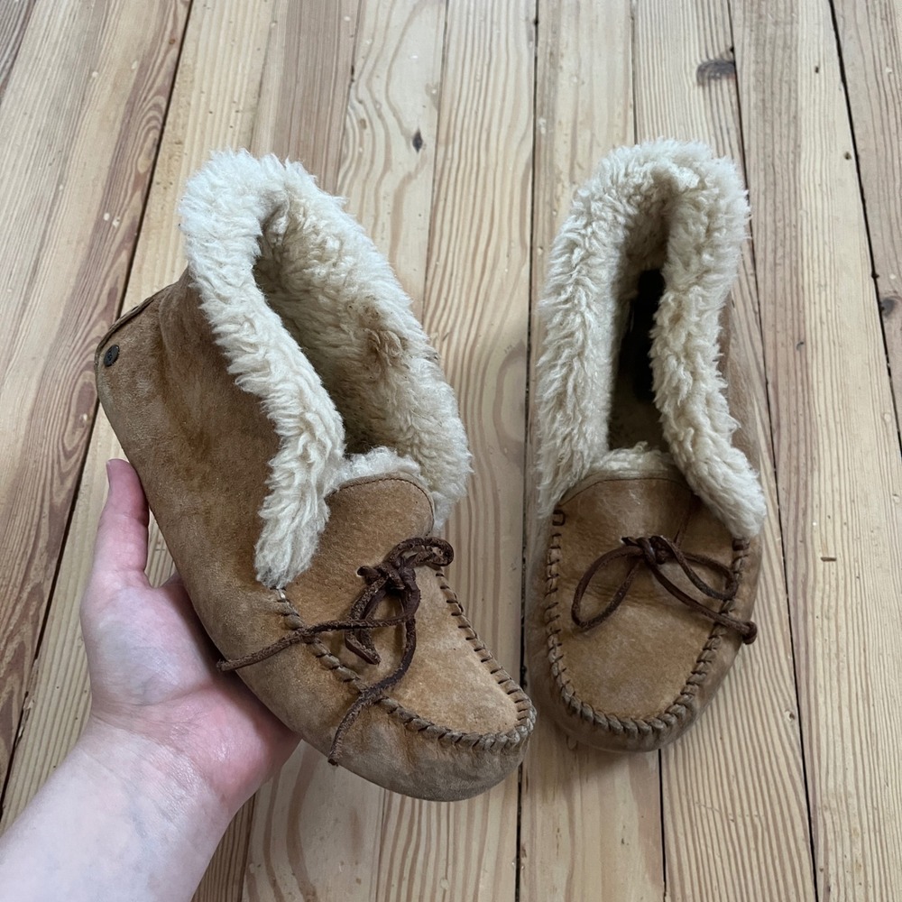 UGG Australia Alena Chestnut Suede Moccasin Slippers Womens 7 Foldable Cuff